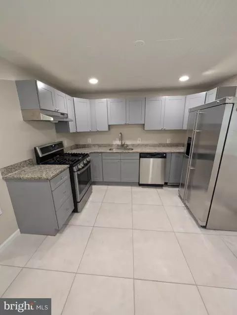 11926 Bluhill Rd, Silver Spring, MD 20902 photo 2