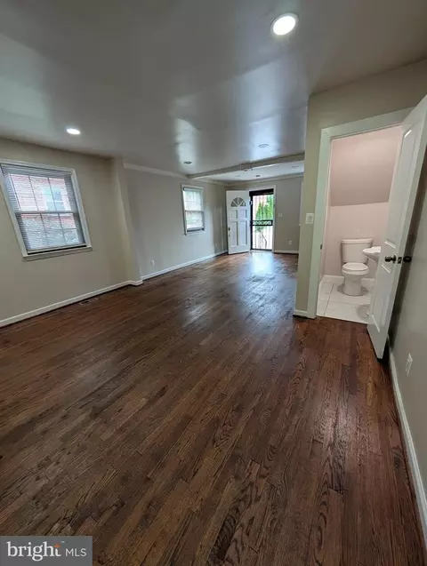 11926 Bluhill Rd, Silver Spring, MD 20902 photo 5