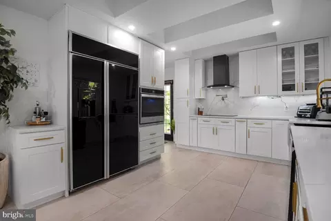 17908 Muncaster Rd, Rockville, MD 20855