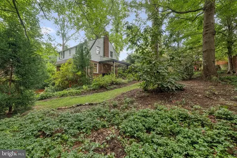 Exterior - 2908 Newcastle Ave, Silver Spring, MD 20910 photo 3 of 14