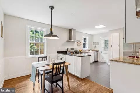 Kitchen - 2908 Newcastle Ave, Silver Spring, MD 20910 photo 2 of 2