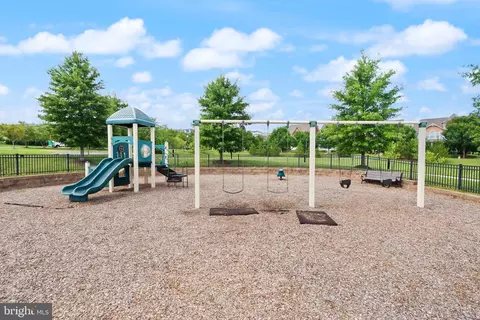 13752 Night Sky Dr, Silver Spring, MD 20906 photo 54