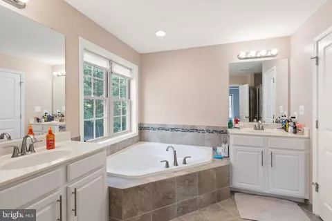 13752 Night Sky Dr, Silver Spring, MD 20906 photo 30