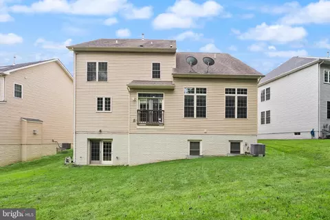 13752 Night Sky Dr, Silver Spring, MD 20906 photo 4