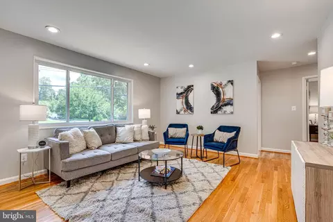 Living - 3919 Littleton St, Silver Spring, MD 20906 photo 1 of 8
