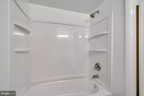 Bath - 3919 Littleton St, Silver Spring, MD 20906 photo 4 of 4