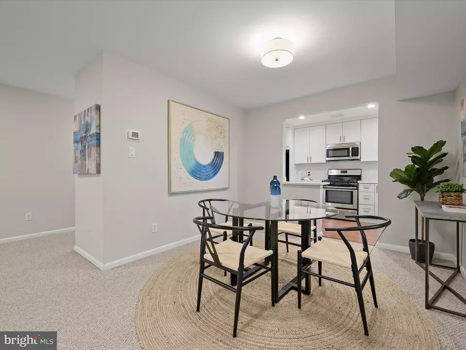 Dining - 10625 Montrose Ave #103, Bethesda, MD 20814 photo 2 of 3