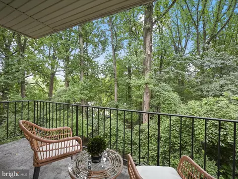 Exterior - 10625 Montrose Ave #103, Bethesda, MD 20814 photo 1 of 5