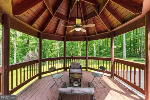 Exterior - 15713 Holly Grove Rd, Silver Spring, MD 20905 photo 6 of 12