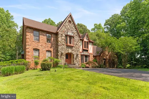 Exterior - 15713 Holly Grove Rd, Silver Spring, MD 20905 photo 2 of 12