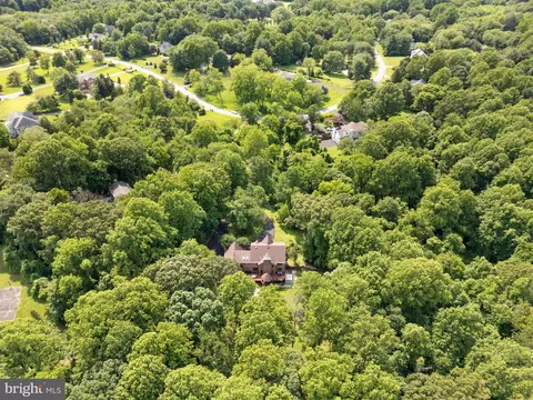 View/Area - 15713 Holly Grove Rd, Silver Spring, MD 20905 photo 2 of 8