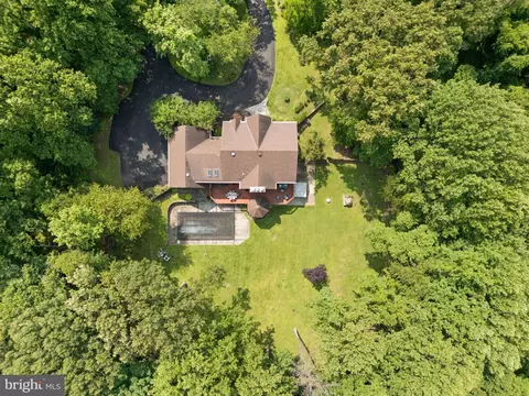View/Area - 15713 Holly Grove Rd, Silver Spring, MD 20905 photo 7 of 8