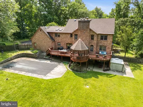 Exterior - 15713 Holly Grove Rd, Silver Spring, MD 20905 photo 12 of 12