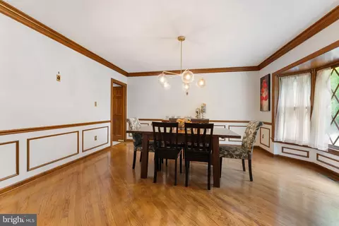 Dining - 15713 Holly Grove Rd, Silver Spring, MD 20905 photo 4 of 4