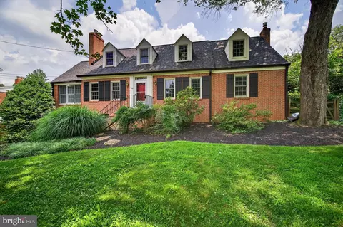 12821 Baker Dr, Silver Spring, MD 20904