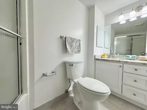 Bath - 14801 Pennfield Cir #201, Silver Spring, MD 20906 photo 1 of 3