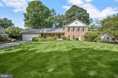 9608 Trailridge Ter, Potomac, MD 20854