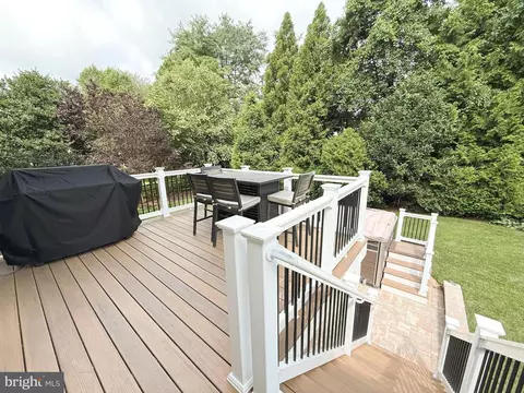 9105 Paddock Ln, Potomac, MD 20854 photo 8