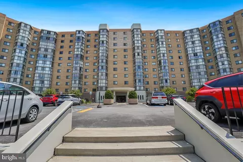 3330 N Leisure World Blvd #5-116, Silver Spring, MD 20906