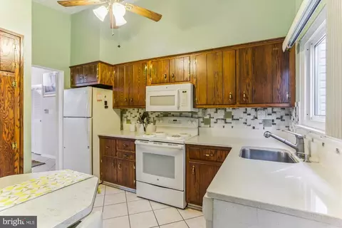 Kitchen - 11410 Rockbridge Rd, Silver Spring, MD 20902 photo 2 of 2