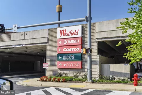 Exterior - 11410 Rockbridge Rd, Silver Spring, MD 20902 photo 10 of 16