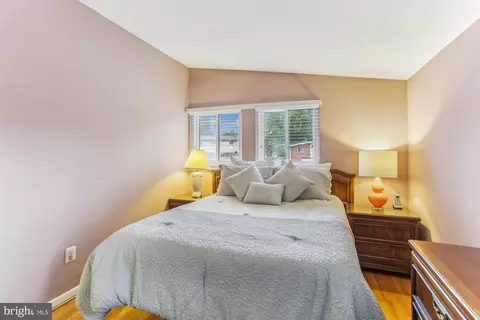 Bedroom - 11410 Rockbridge Rd, Silver Spring, MD 20902 photo 3 of 6