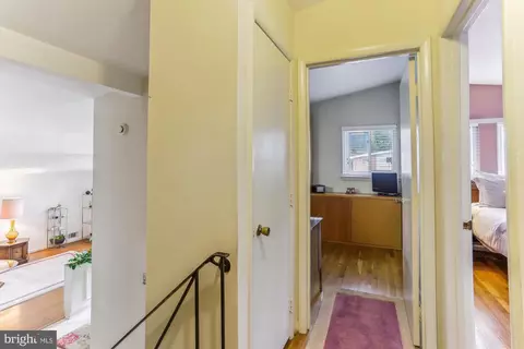 Entry Way - 11410 Rockbridge Rd, Silver Spring, MD 20902 photo 2 of 2