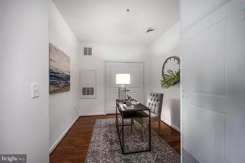 8045 Newell St #516, Silver Spring, MD 20910 photo 20