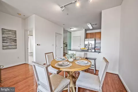 8045 Newell St #516, Silver Spring, MD 20910 photo 11