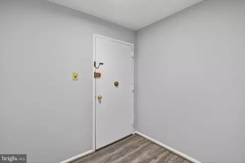 2211 Greenery Ln #103-6, Silver Spring, MD 20906 photo 2