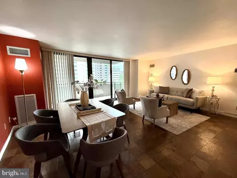 4620 N Park Ave #911E, Chevy Chase, MD 20815