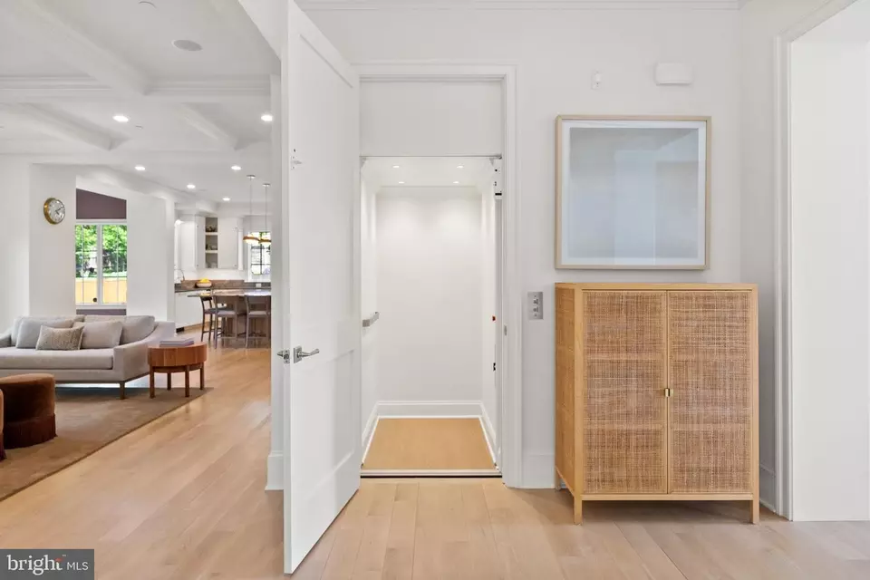 Entry Way - 6213 Dahlonega Rd, Bethesda, MD 20816 photo 19 of 22