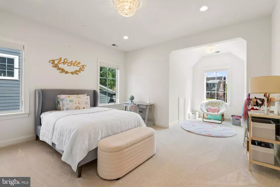 Bedroom - 6213 Dahlonega Rd, Bethesda, MD 20816 photo 5 of 15