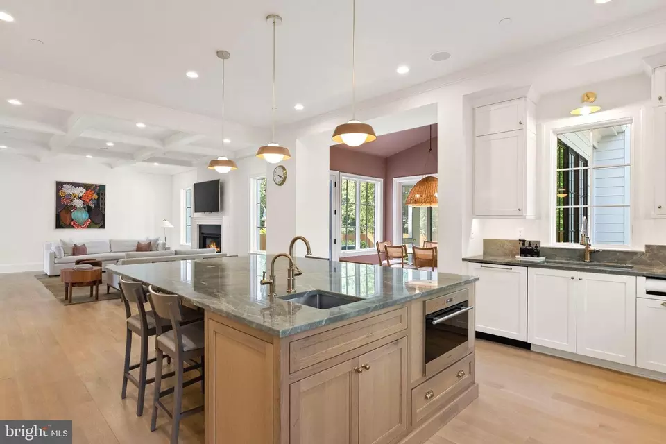 Kitchen - 6213 Dahlonega Rd, Bethesda, MD 20816 photo 7 of 9