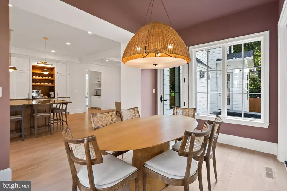 Dining - 6213 Dahlonega Rd, Bethesda, MD 20816 photo 8 of 9