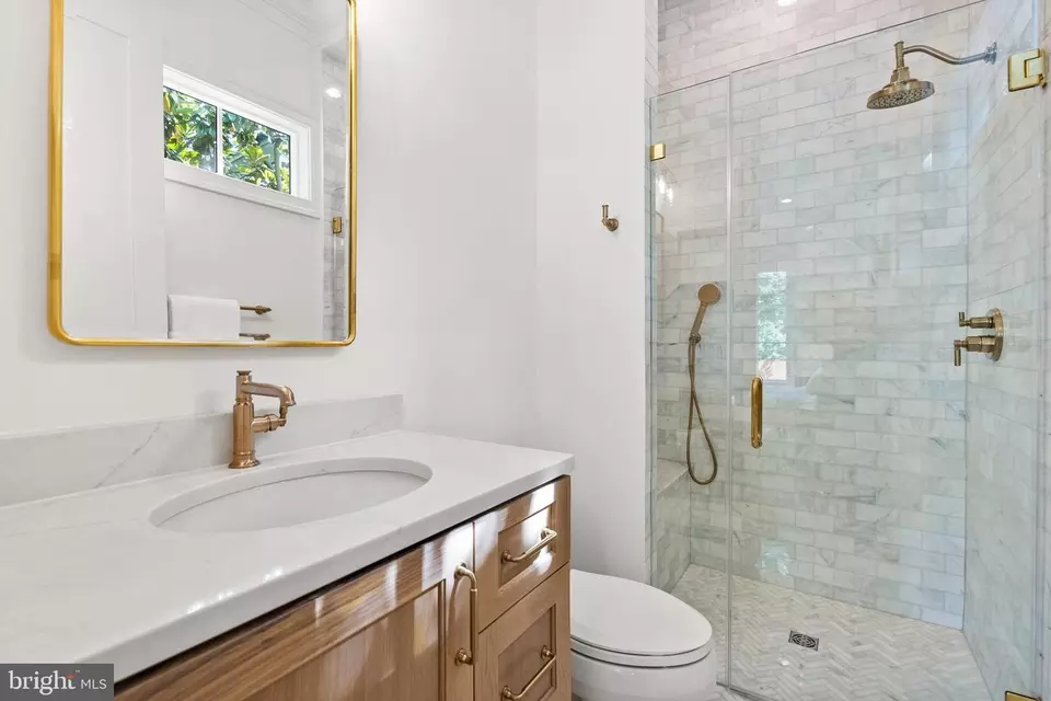 Bath - 6213 Dahlonega Rd, Bethesda, MD 20816 photo 1 of 15