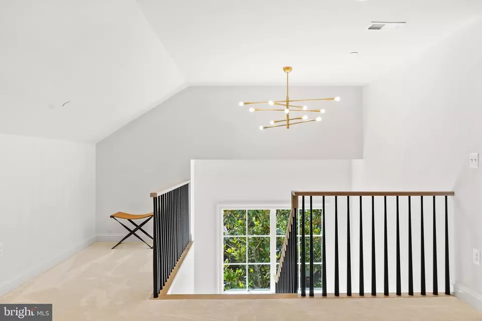 Entry Way - 6213 Dahlonega Rd, Bethesda, MD 20816 photo 18 of 22