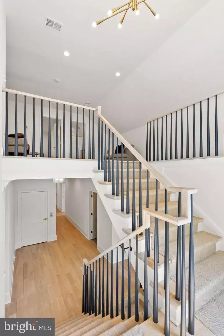 Entry Way - 6213 Dahlonega Rd, Bethesda, MD 20816 photo 15 of 22