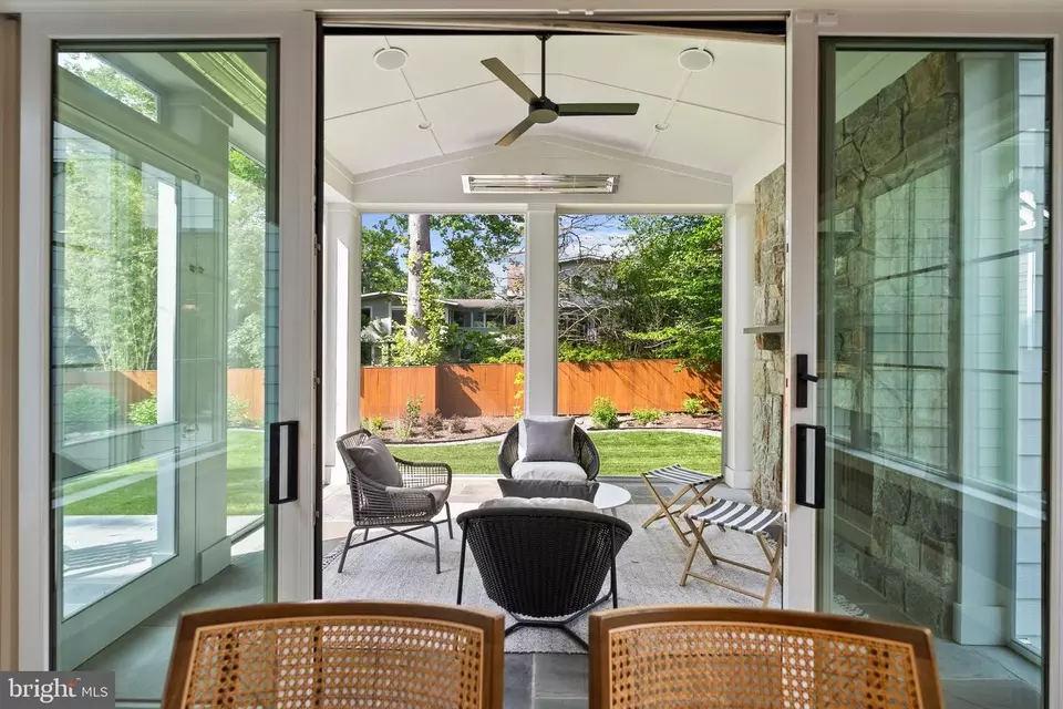 Exterior - 6213 Dahlonega Rd, Bethesda, MD 20816 photo 8 of 14