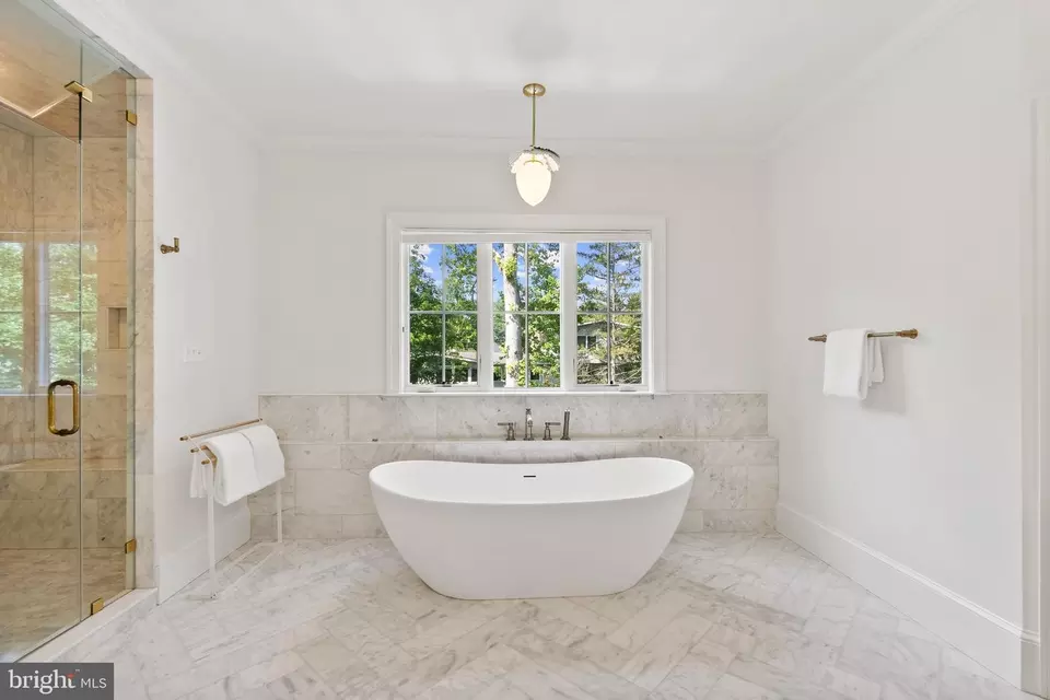 Bath - 6213 Dahlonega Rd, Bethesda, MD 20816 photo 7 of 15