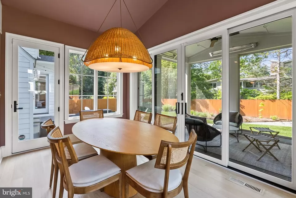 Dining - 6213 Dahlonega Rd, Bethesda, MD 20816 photo 7 of 9