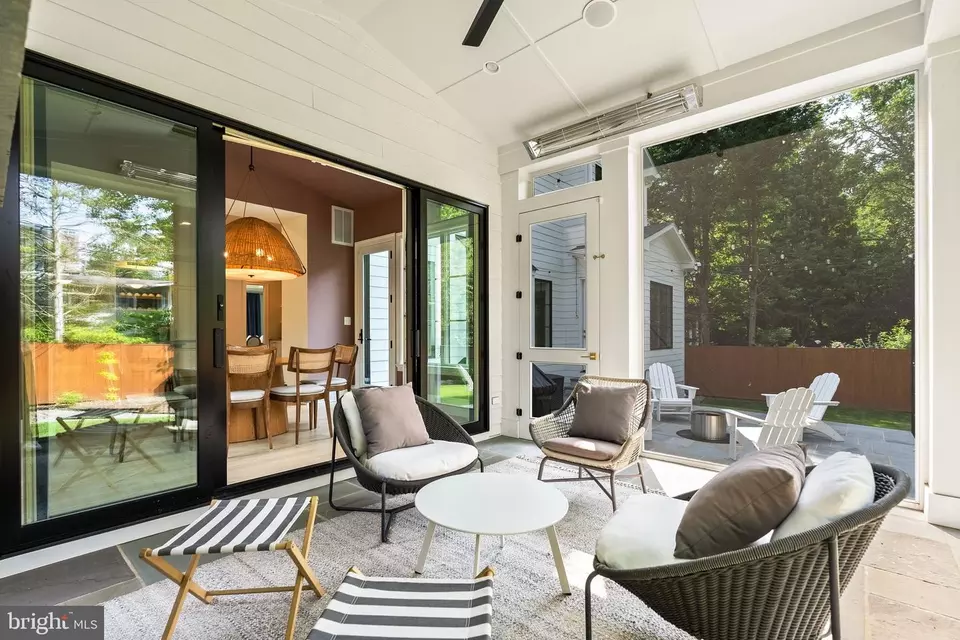 Exterior - 6213 Dahlonega Rd, Bethesda, MD 20816 photo 11 of 14