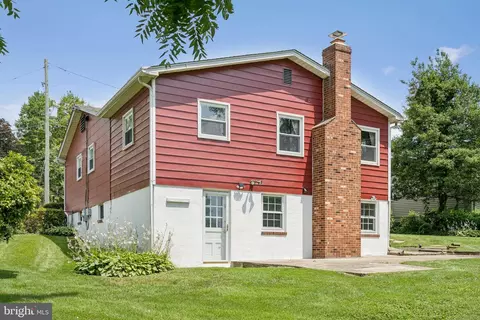 2649 Cory Ter, Silver Spring, MD 20902 photo 2