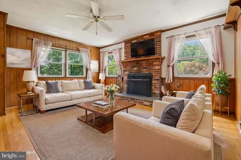 2649 Cory Ter, Silver Spring, MD 20902 photo 6