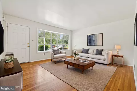2649 Cory Ter, Silver Spring, MD 20902 photo 3