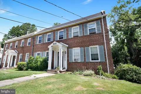 8215 Schrider St, Silver Spring, MD 20910