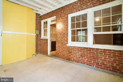 8215 Schrider St, Silver Spring, MD 20910 photo 19