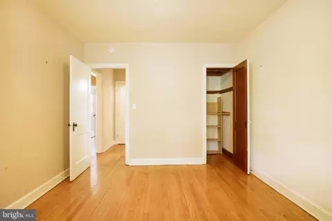 8215 Schrider St, Silver Spring, MD 20910 photo 14