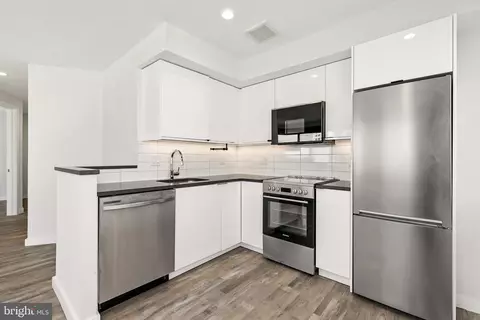 700 Roeder Rd #603, Silver Spring, MD 20910 photo 5