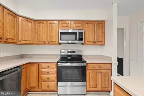 1929 Morningmist Dr, Silver Spring, MD 20906 photo 10